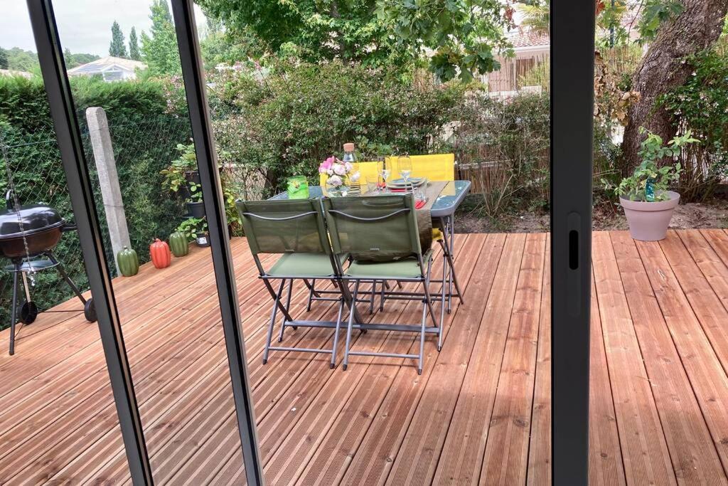 Charmant chalet avec une grande terrasse au Pyla La Teste-de-Buch Extérieur photo