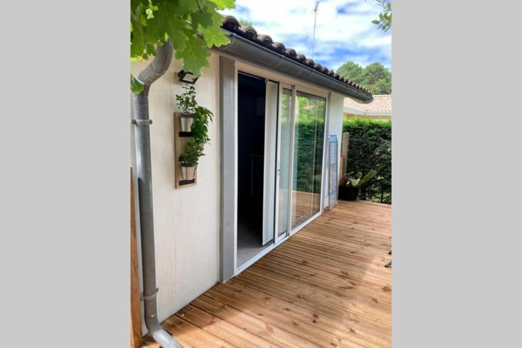 Charmant chalet avec une grande terrasse au Pyla La Teste-de-Buch Extérieur photo