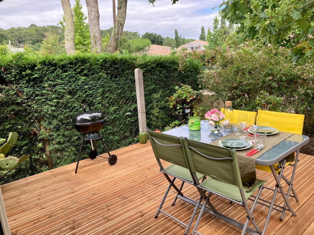 Charmant chalet avec une grande terrasse au Pyla La Teste-de-Buch Extérieur photo