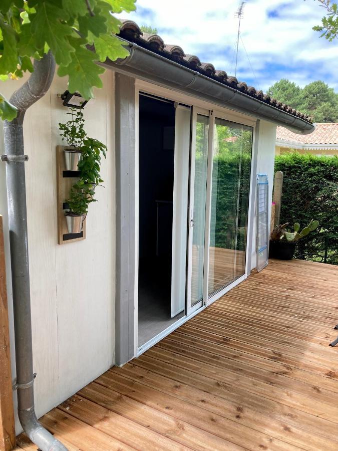 Charmant chalet avec une grande terrasse au Pyla La Teste-de-Buch Extérieur photo